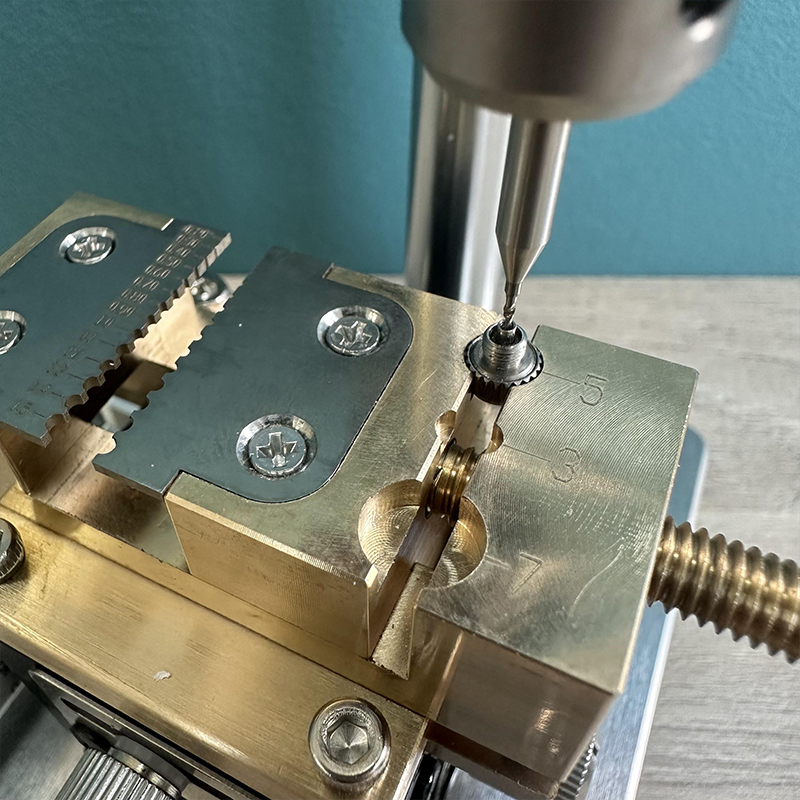 Mini Bench Drill Press with Mi - огляд і ціна Mini Bench Drill Press Variable Speed